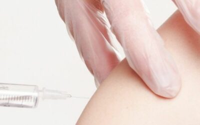 Plus de vaccins pour le 62 : l’AMF62 écrit au Président de la République