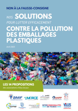 Non à la fausse consigne : 14 propositions des associations d’élus pour lutter efficacement contre la pollution des emballages plastiques